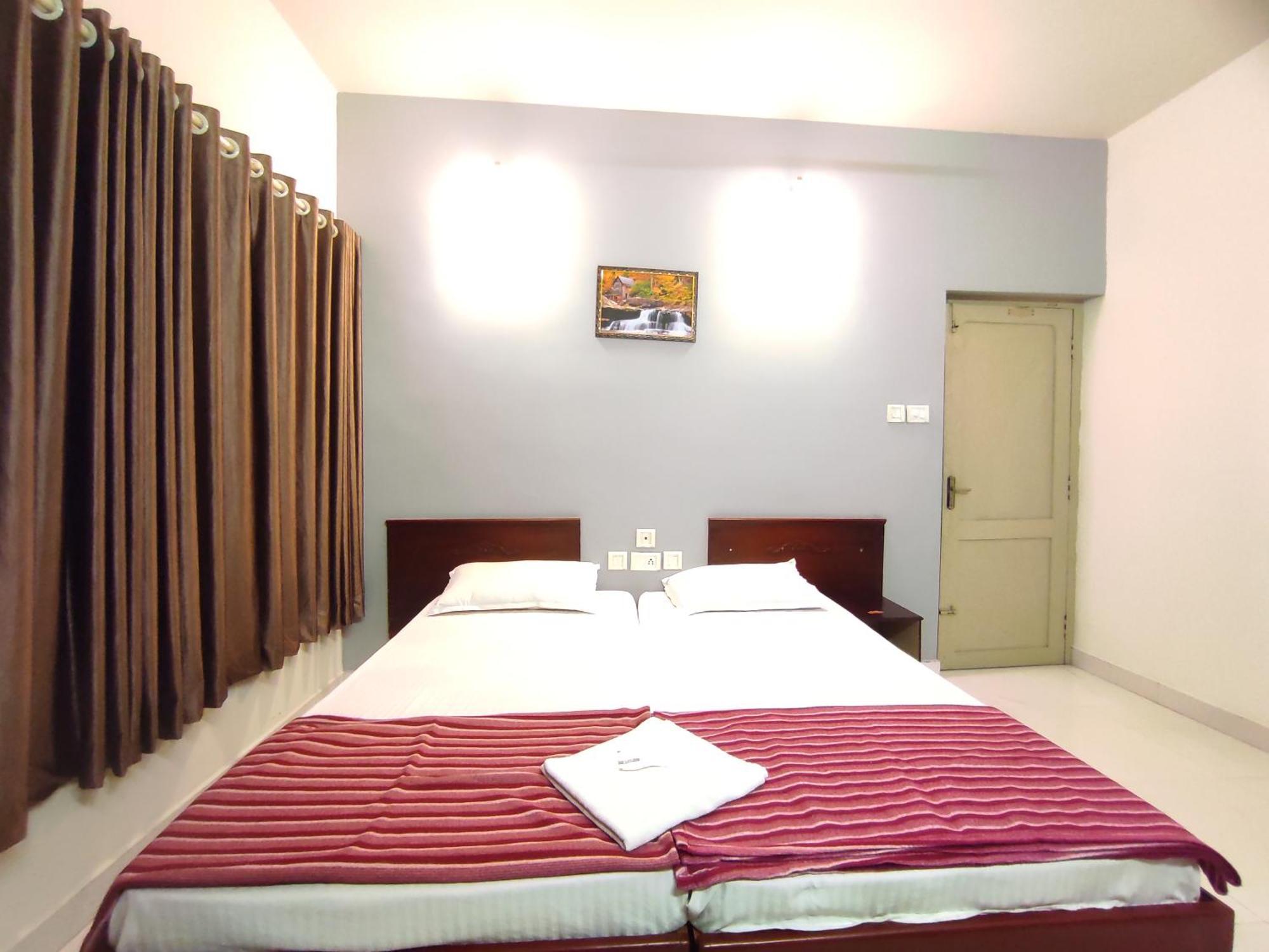 Kochi Orkuz Residency 아파트 객실 사진